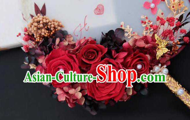 China Handmade Wedding Palace Fan Classical Dance Fan Traditional Bride Rose Flowers Fan