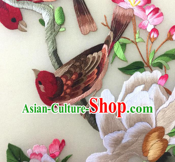 Handmade China Traditional Hanfu Circular Fan Embroidered Mangnolia Palace Fan Silk Fan