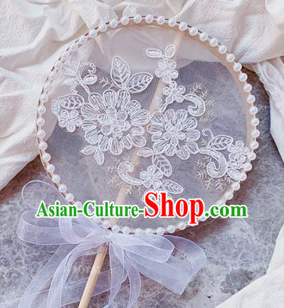 China Classical Lace Flowers Circular Fan Handmade Palace Fan Traditional Hanfu Silk Fan