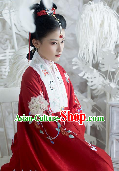 China Ancient Royal Mistress Hanfu Apparel Traditional Ming Dynasty Noble Countess Historical Clothing Embroidered Red Cape