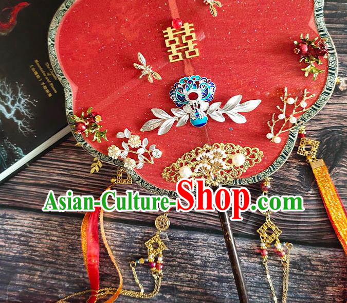 China Traditional Red Silk Fan Wedding Fan Handmade Blueing Lotus Palace Fan