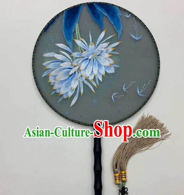 China Handmade Grey Silk Fan Embroidery Epiphyllum Palace Fan Hanfu Circular Fan