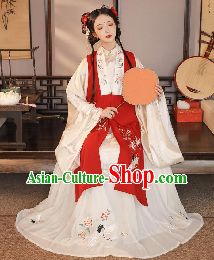 China Traditional Ming Dynasty Patrician Beauty Historical Clothing Ancient Noble Lady Embroidered Hanfu Dress Apparels