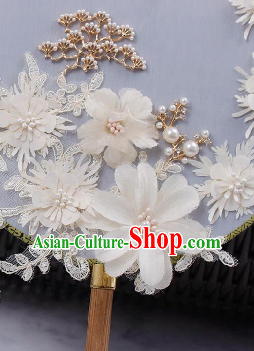 China Wedding Silk Fan Handmade White Flowers Palace Fan Traditional Bride Circular Fan