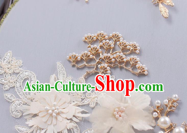 China Wedding Silk Fan Handmade White Flowers Palace Fan Traditional Bride Circular Fan