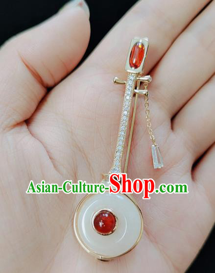 Handmade China Classical Cheongsam Crystal Lute Breastpin Jewelry White Jade Brooch Accessories