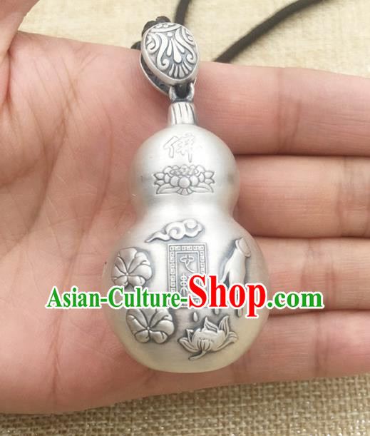 Handmade China Cheongsam Carving Lotus Pendant Accessories Classical Silver Gourd Necklace Jewelry