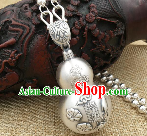 Handmade China Cheongsam Carving Lotus Pendant Accessories Classical Silver Gourd Necklace Jewelry