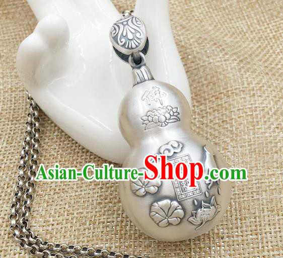 Handmade China Cheongsam Carving Lotus Pendant Accessories Classical Silver Gourd Necklace Jewelry