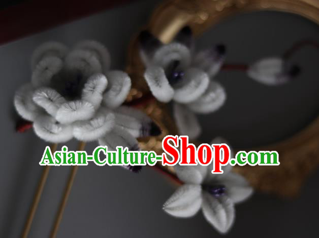 Handmade China Ancient Grey Velvet Plum Blossom Hairpin Traditional Hanfu Flowers Hair Accessories
