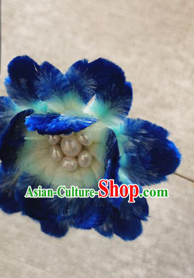 Handmade China Traditional Cheongsam Pearls Accessories Classical Blue Velvet Peony Brooch
