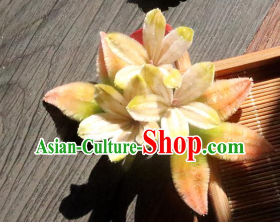 China Classical Hanfu Hairpin Traditional Ancient Palace Lady Velvet Flowers Hair StickChina Classical Hanfu Hairpin Traditional Ancient Palace Lady Velvet Flowers Hair Stick