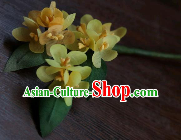 China Classical Cheongsam Hairpin Traditional Hanfu Yellow Silk Osmanthus Hair Stick