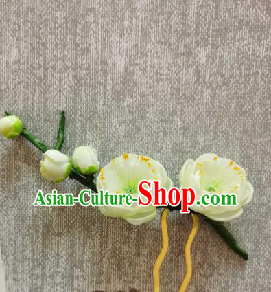 China Handmade Hair Accessories Traditional Green Plum Blossom Hairpin Classical Cheongsam Hair Stick