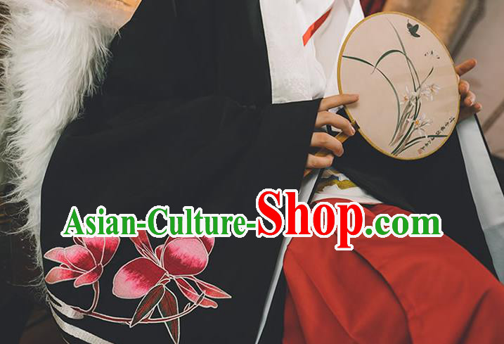 Traditional China Ming Dynasty Historical Clothing Ancient Noble Woman Embroidered Costumes