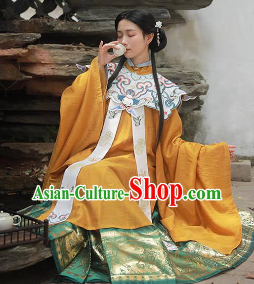 China Ancient Royal Princess Costumes Traditional Ming Dynasty Palace Lady Historical Clothing