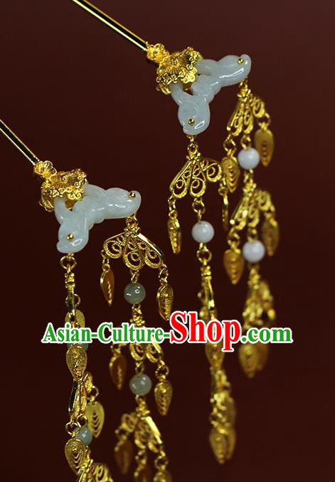 China Ancient Palace Lady Golden Tassel Hairpin Traditional Ming Dynasty Court Jade Hair Accessories