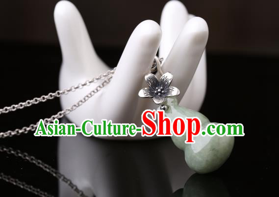 China Classical Cheongsam Silver Necklace Pendant Traditional Jade Gourd Necklet Accessories