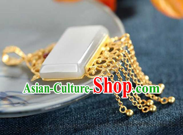China Classical Cheongsam Golden Tassel Pendant Accessories Traditional White Jade Necklace