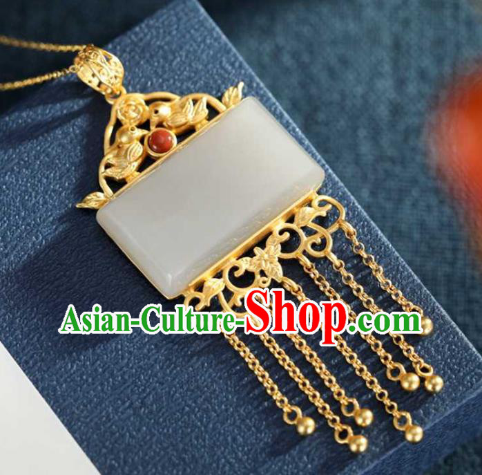 China Classical Cheongsam Golden Tassel Pendant Accessories Traditional White Jade Necklace