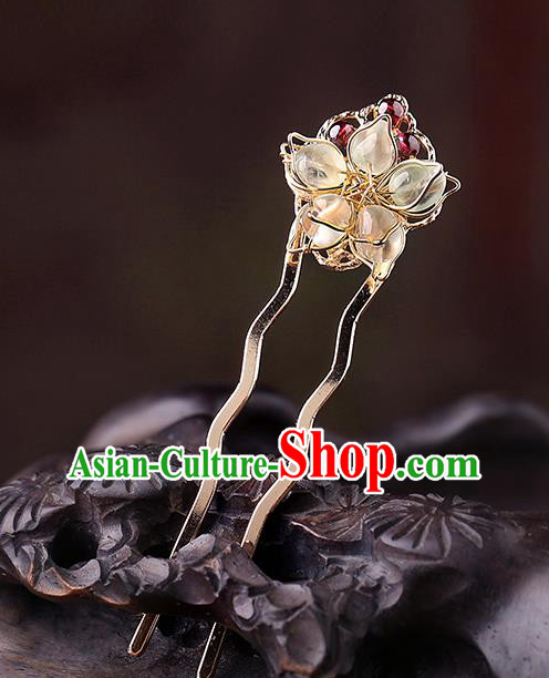 China Classical Golden Hair Stick Traditional Cheongsam Hair Accessories Handmade Garnet Beads Hairpin