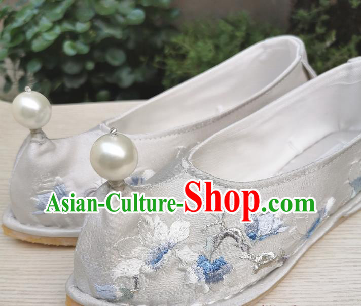 Handmade Chinese Grey Satin Bow Shoes Traditional Hanfu Shoes Embroidered Mangnolia Shoes