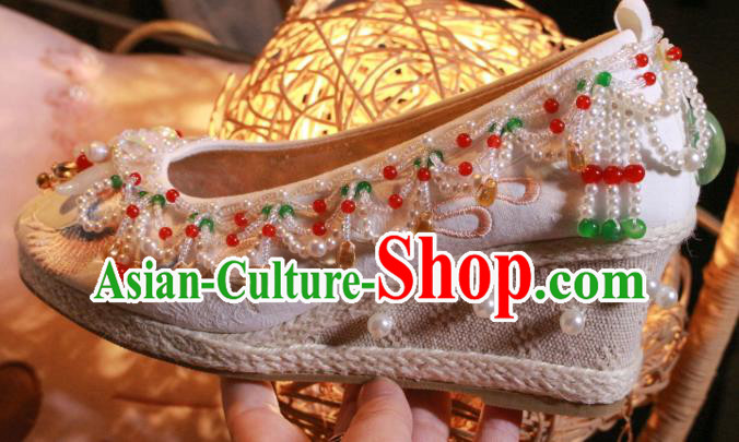 Chinese Wedge Heel Shoes Handmade Beads Tassel Shoes Traditional Embroidered Shoes