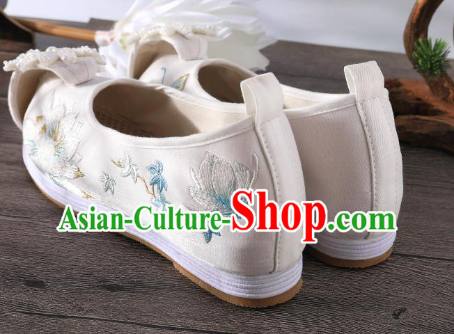 Chinese Embroidered Epiphyllum Shoes Traditional Hanfu White Cloth Shoes Ancient Princess Shoes