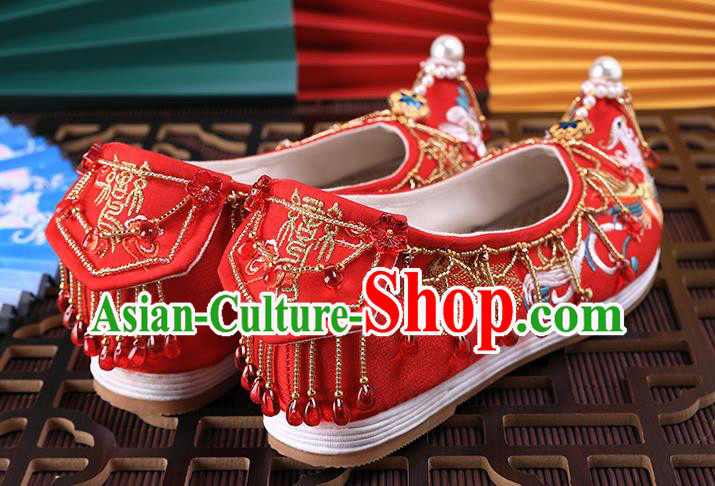 Chinese Embroidered Phoenix Shoes Traditional Hanfu Red Shoes Ancient Bride Wedding Tassel Shoes