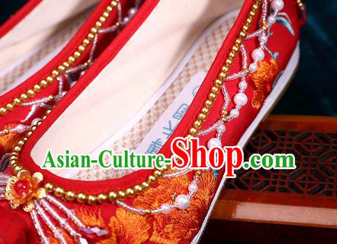 Chinese Traditional Hanfu Golden Beads Shoes Ancient Bride Red Shoes Wedding Embroidered Peony Shoes