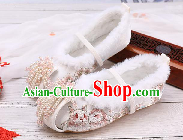China National Winter Shoes Traditional Embroidered Shoes Classical Hanfu White Shoes for Kids
