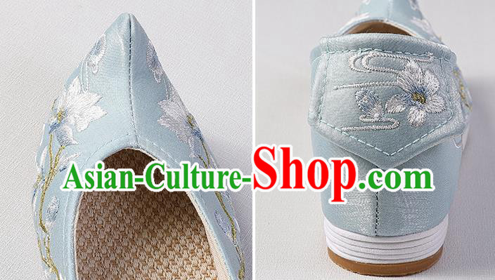 Chinese Traditional Ming Dynasty Hanfu Shoes Blue Satin Bow Shoes Embroidered Mangnolia Shoes