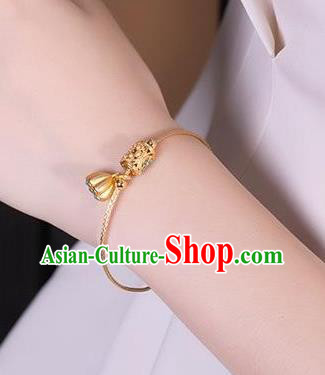 Chinese Classical Kallaite Lotus Seedpod Bracelet Handmade Golden Bangle Jewelry Accessories