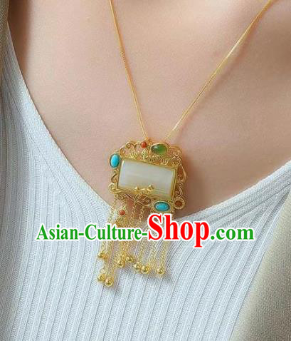 China Handmade Golden Tassel Necklace Jewelry Accessories Traditional Jade Pendant