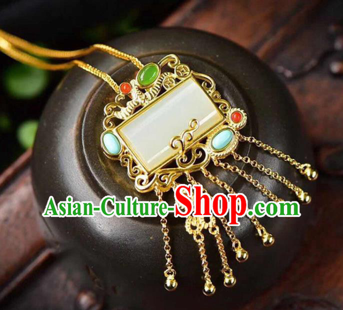 China Handmade Golden Tassel Necklace Jewelry Accessories Traditional Jade Pendant