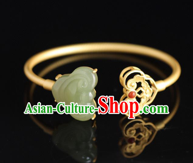 China Handmade Golden Bracelet Accessories Traditional National Jade Cloud Bangle Jewelry