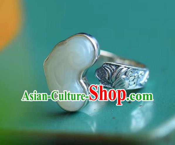 Chinese National Silver Carving Ring Handmade Jewelry Accessories Classical Jade Cloud Circlet