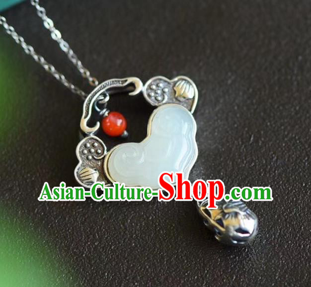 China Traditional Cheongsam Jade Cloud Necklace Jewelry Handmade Silver Necklet Pendant Accessories