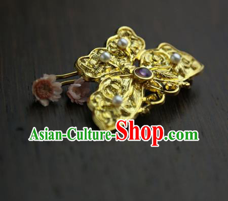 Chinese Classical Golden Butterfly Brooch National Handmade Pearls Jewelry Accessories