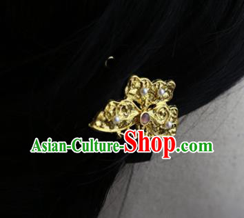 Chinese Classical Golden Butterfly Brooch National Handmade Pearls Jewelry Accessories