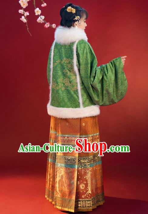 China Ancient Noble Beauty Hanfu Dress Traditional Ming Dynasty Royal Princess Historical Clothing