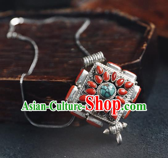 Chinese National Silver Carving Necklace Handmade Ethnic Necklet Accessories Classical Agate Jewelry