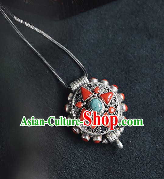 Chinese Classical Kallaite Jewelry National Silver Carving Necklace Handmade Ethnic Necklet Accessories