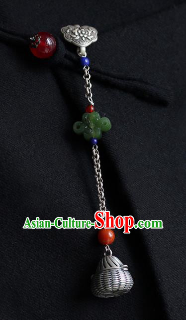 Chinese Cheongsam Jewelry Accessories Handmade National Tassel Breastpin Pendant Classical Silver Sachet Brooch