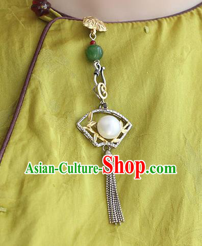 Chinese Handmade National Silver Tassel Breastpin Pendant Cheongsam Jewelry Accessories Classical Pearl Brooch