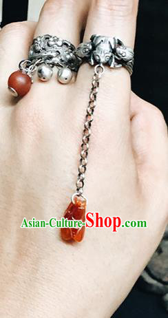 China Handmade Jewelry Accessories National Silver Ring Traditional Agate Cicada Circlet