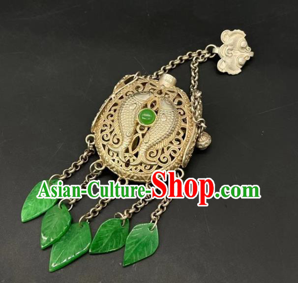 Chinese Handmade National Chrysoprase Sachet Pendant Cheongsam Jewelry Classical Golden Waist Accessories