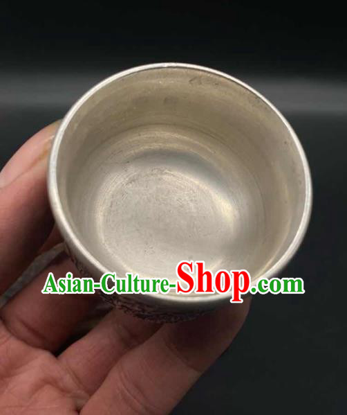 Handmade Chinese Carving Dragon Cup Ornaments Traditional Copper Craft Tasse Teacup