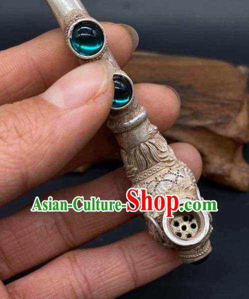 Handmade Chinese Carving Dragon Head Tobacco Pipe Ornaments Traditional Brass Craft