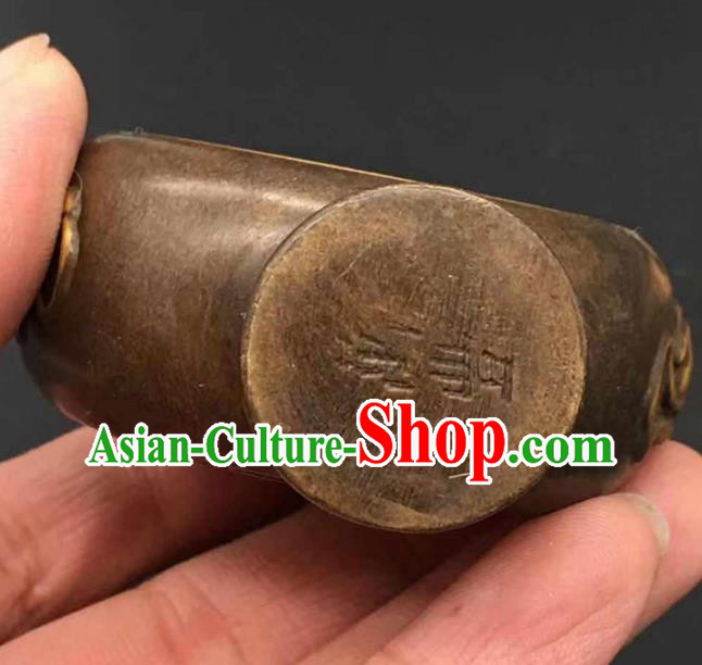 Handmade Chinese Carving Pi Xiu Snuff Bottle Ornaments Brass Accessories